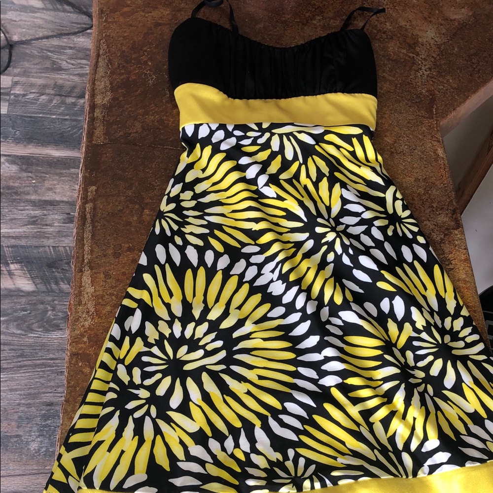 Cute dress great for any occasion